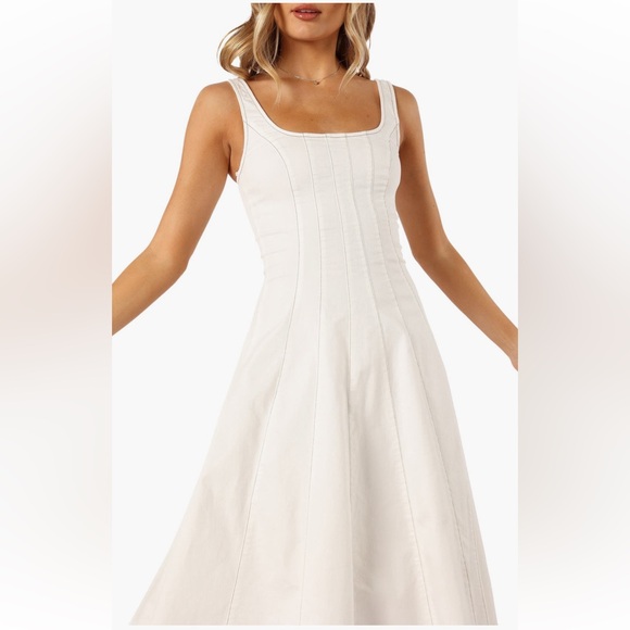 Petal & Pup Una Midi Dress in white - Picture 6 of 14